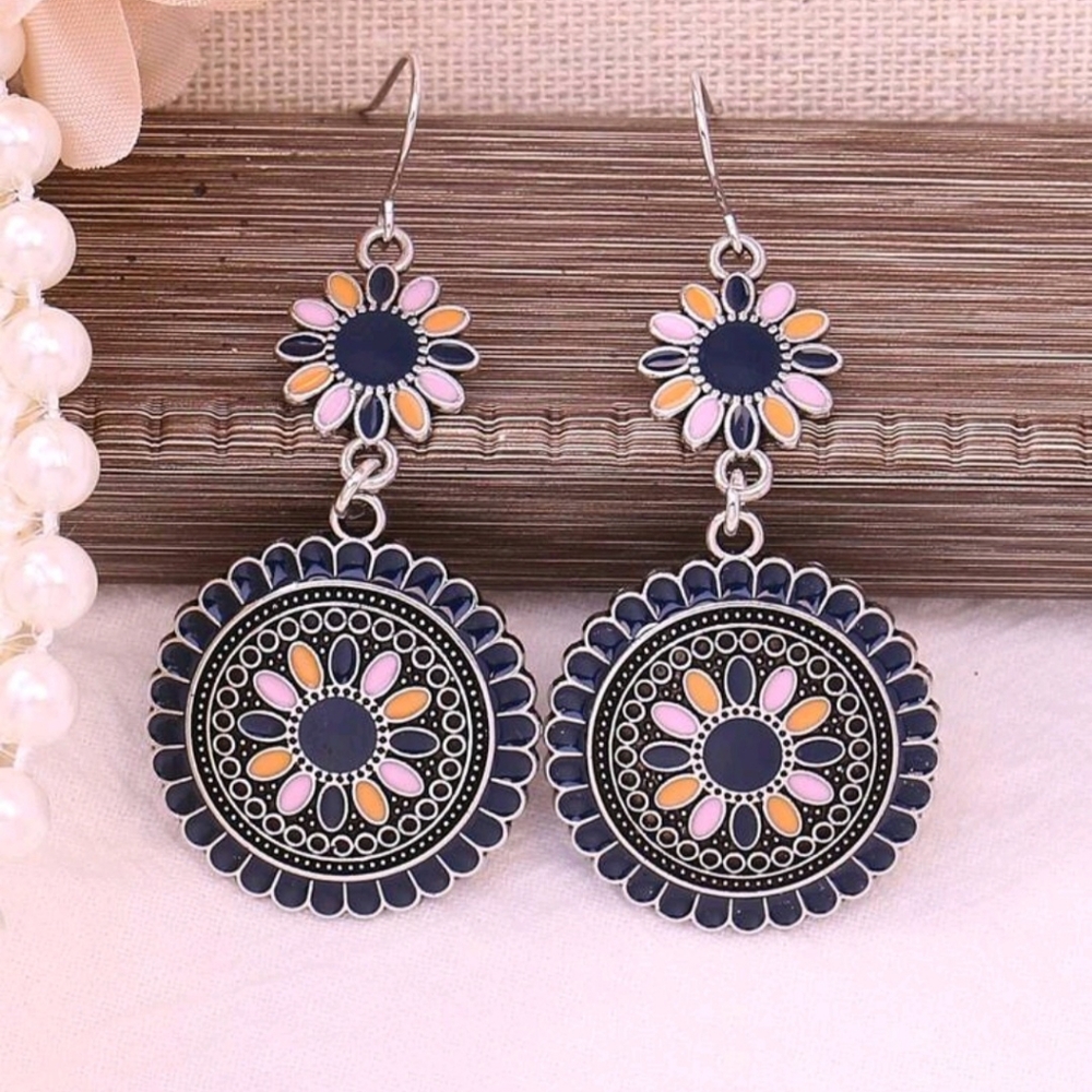 🌻Bohemian round flower drop earrings